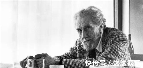 李白&美国诗人翻译李白情诗,入选美国教材,留学生:还好之前看过原版