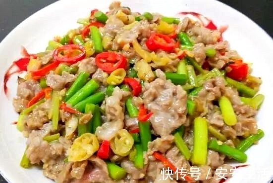 充满家的味道的菜,简单煸炒,好吃到舔盘,好友小聚时下酒必备!