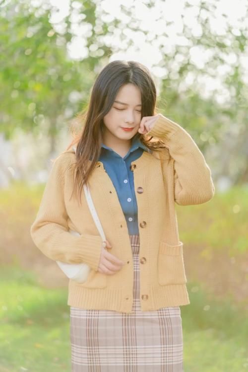 “ 衬衫 + 薄外套 ”撩炸了，今春这么穿，稳赢 ！