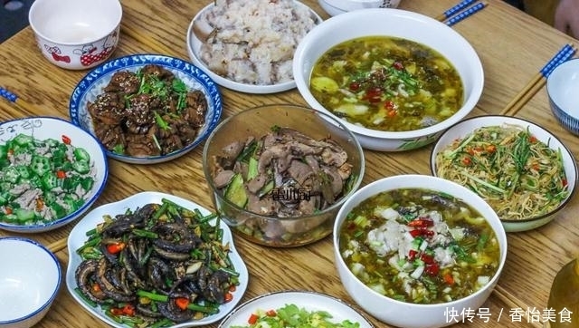 周末家人团聚,我做了6荤2素,一家人吃了一大锅米饭!