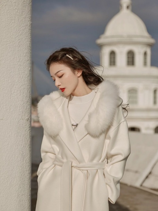 短靴|今年冬天大衣就要穿“奶油白”,温柔优雅还显白,清新时髦又保暖