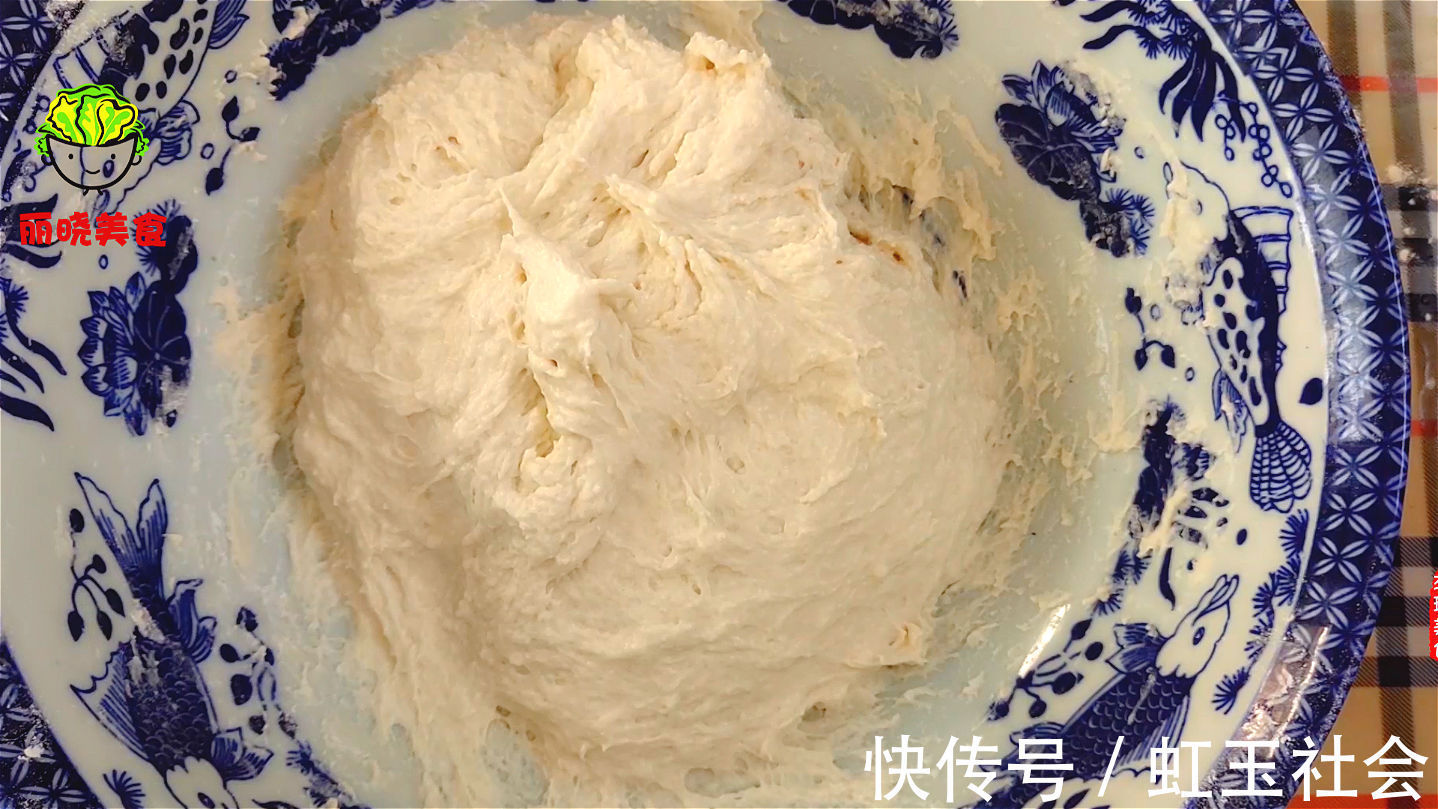 烙饼一定要软，别下手和面，教你凉了也不硬的葱花饼，真的太香了