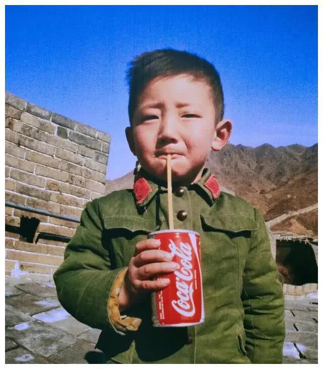 长城|42年前,中国首位在长城上喝可乐的男孩,如今过得怎样?