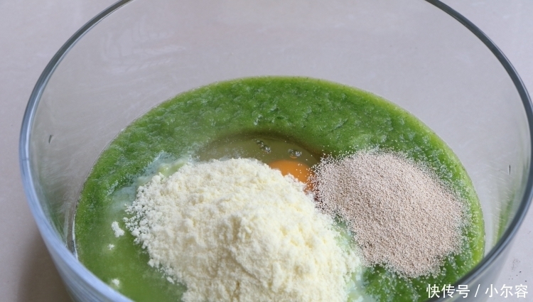 黄瓜别凉拌了,做成小面包,不加油不加水,孩子一口一个真美味!