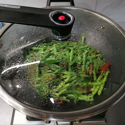 小米辣|干煸豇豆腊肉丝