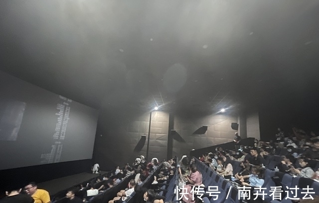 張磊|《革命者》聚焦李大釗生平蹤跡 全國(guó)22個(gè)城市昨日同步開啟黨員主題觀影