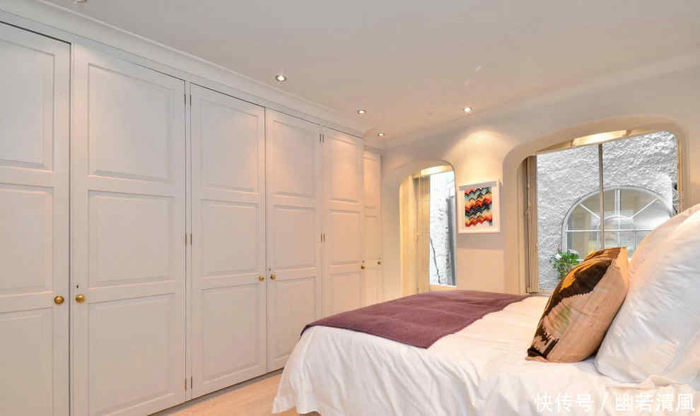 衣柜|把衣柜做到顶,木工劝我在顶部加这个东西,好处实在是太多了
