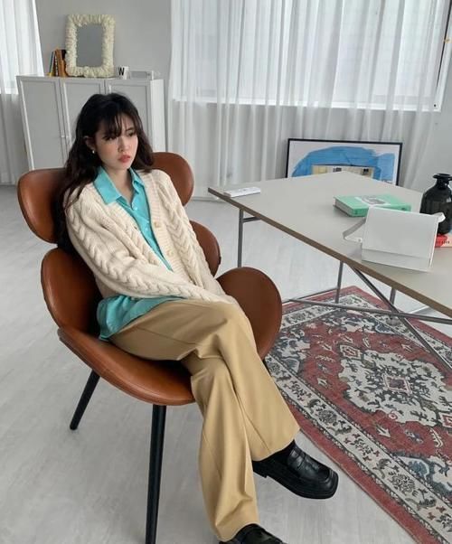 请脱下你的“阔腿裤”,太土了!今春流行穿“云朵裤”,洋气显瘦