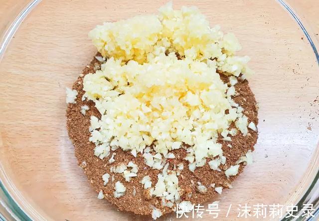 双面|家乡的味道!大叔教你祖传秘制咸猪肉,香气浓郁,不输餐馆的水准