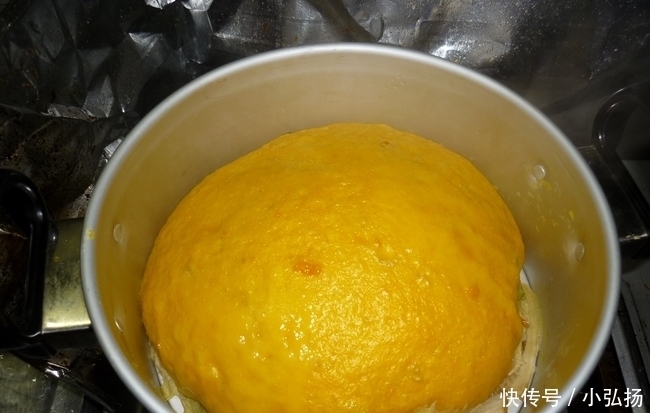 清炒|南瓜最好吃的做法,不做饼,不煲汤,不清炒,一出锅家人抢着吃!