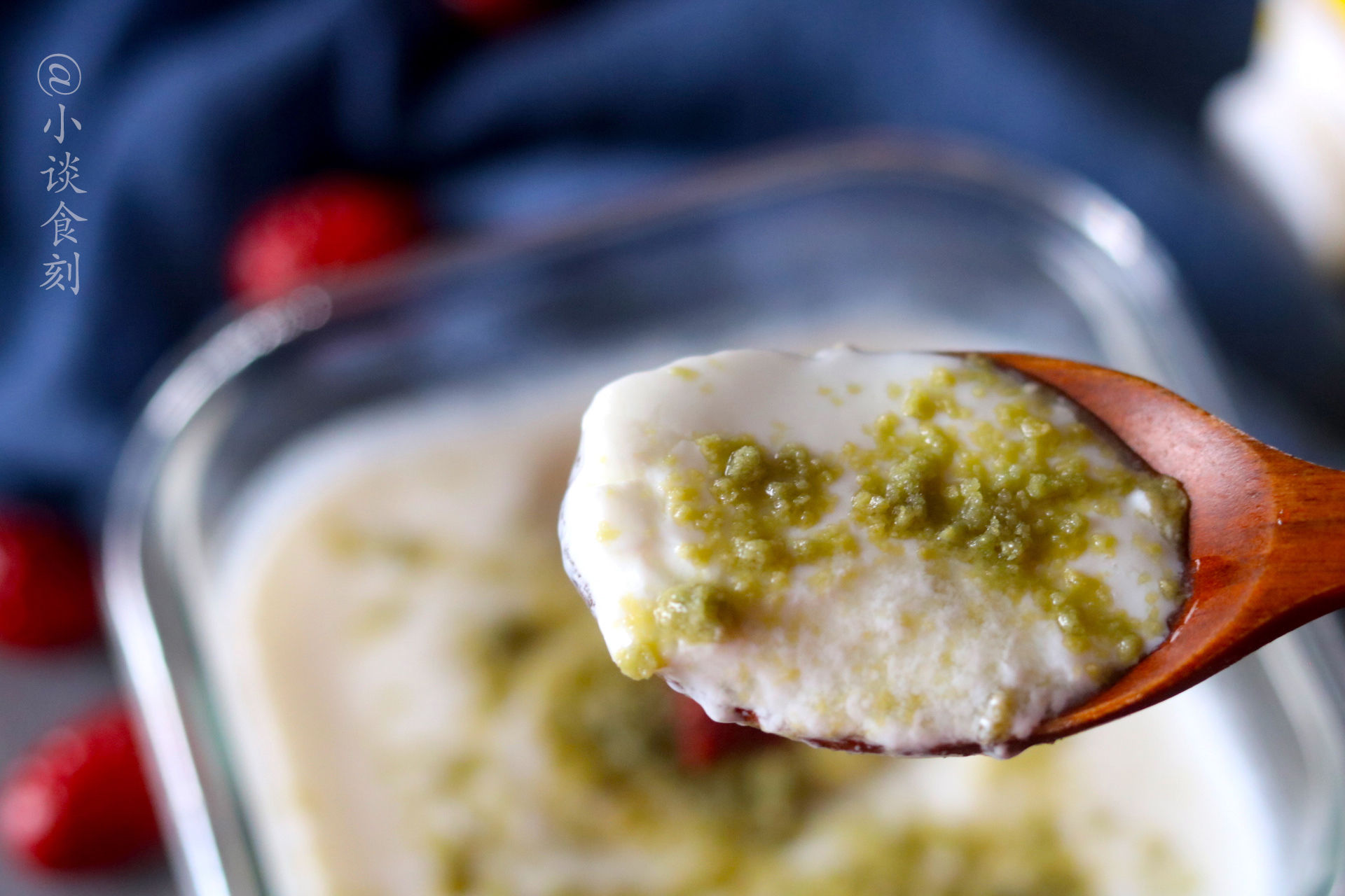 家里有牛奶的，教你做一道“宫廷小吃”，软嫩鲜甜，孩子特别爱吃