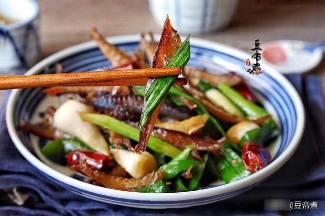 小菜|家常小菜一道,花费不超过10块钱,不管是下饭下粥还是下酒都适合