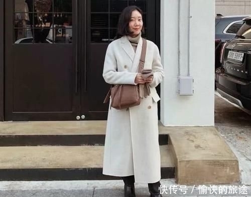 选择|穿呢子大衣的你,包包是怎么选的学会这几点,背包时髦不麻烦