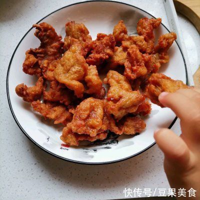 瘦肉|正宗地道的油炸小酥肉做法，速来围观