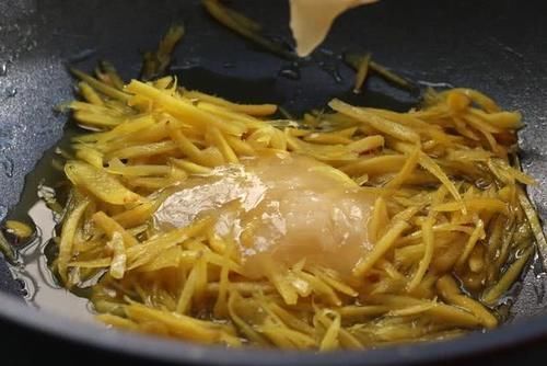 它是细菌的“天敌”,家家户户都有,每天喝1杯,杀菌防感冒!