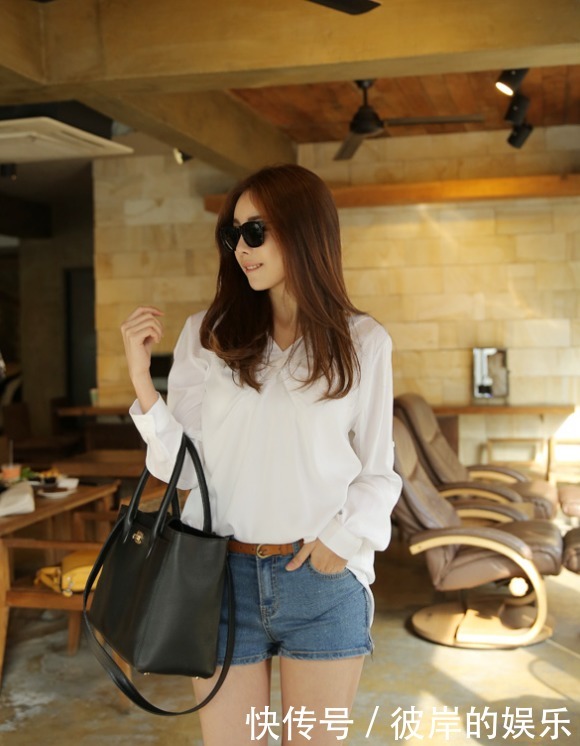 飘逸|晴天美图:道晖芝,飘逸荷叶边雪纺衫