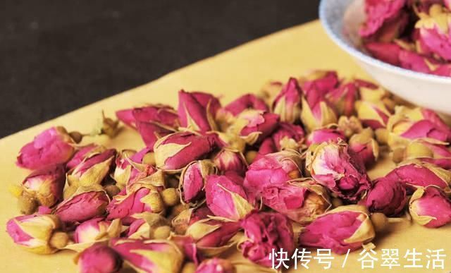 皱纹|玫瑰花和此物一起泡，每天一杯，皱纹淡了，气血足了，手脚也暖和