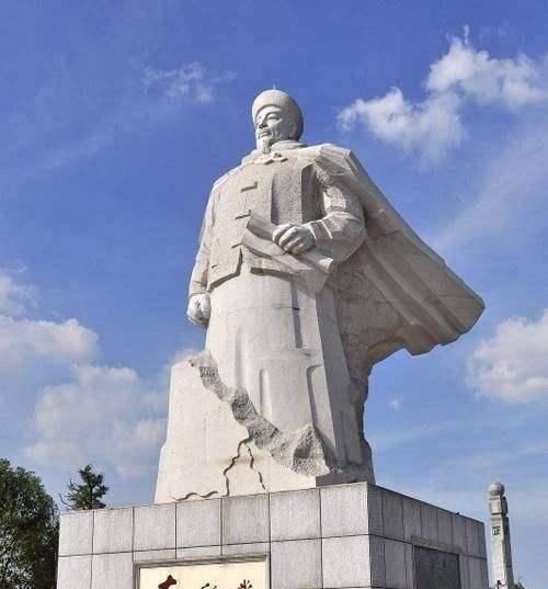 攻打天京|李鸿章和左宗棠同为晚清重臣，却因一件事而明争暗斗二十年！