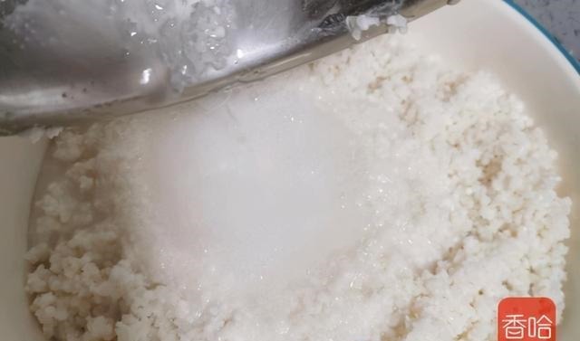 一次就能成功的蒸米糕,好吃到转圈圈,家中有锅的都能做