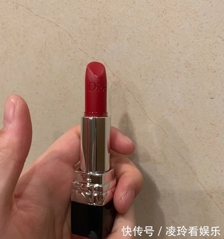 阿玛尼 迪奥热门口红大集合:999御姐,740高贵,你更爱哪只?