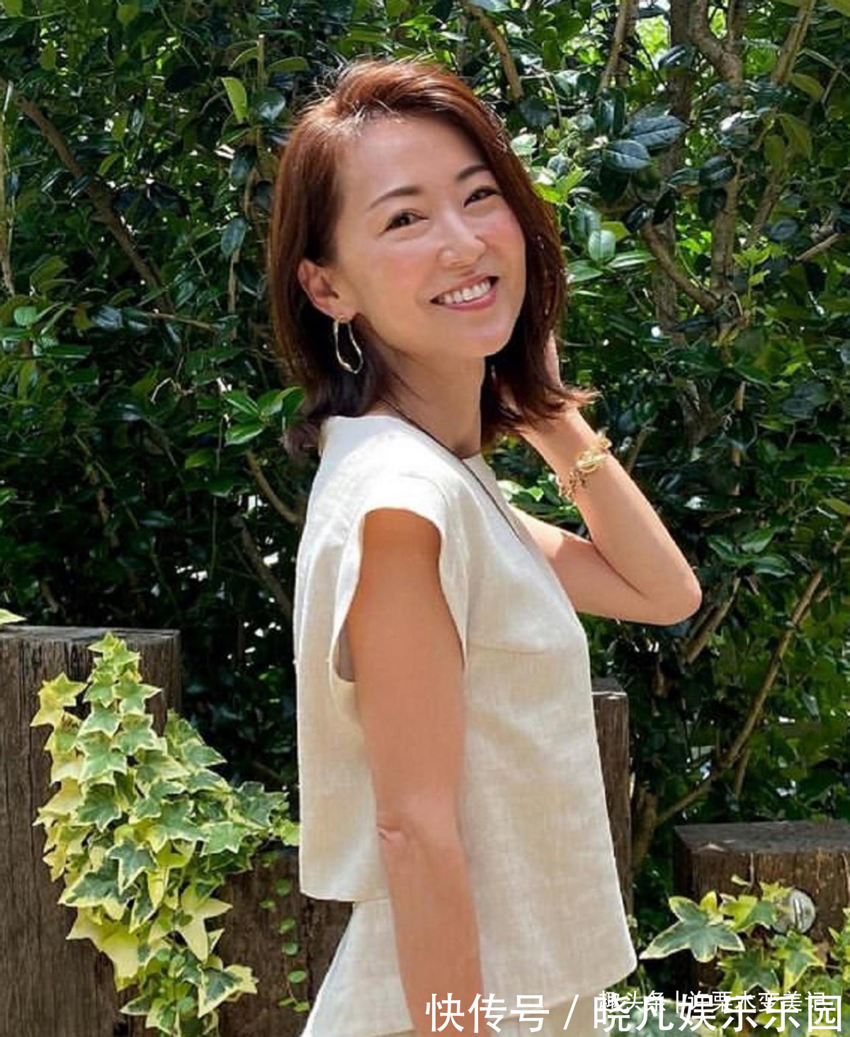 水波纹卷 女人50岁以后,剪发型要认准了,最好避开这3款!试试另外3种