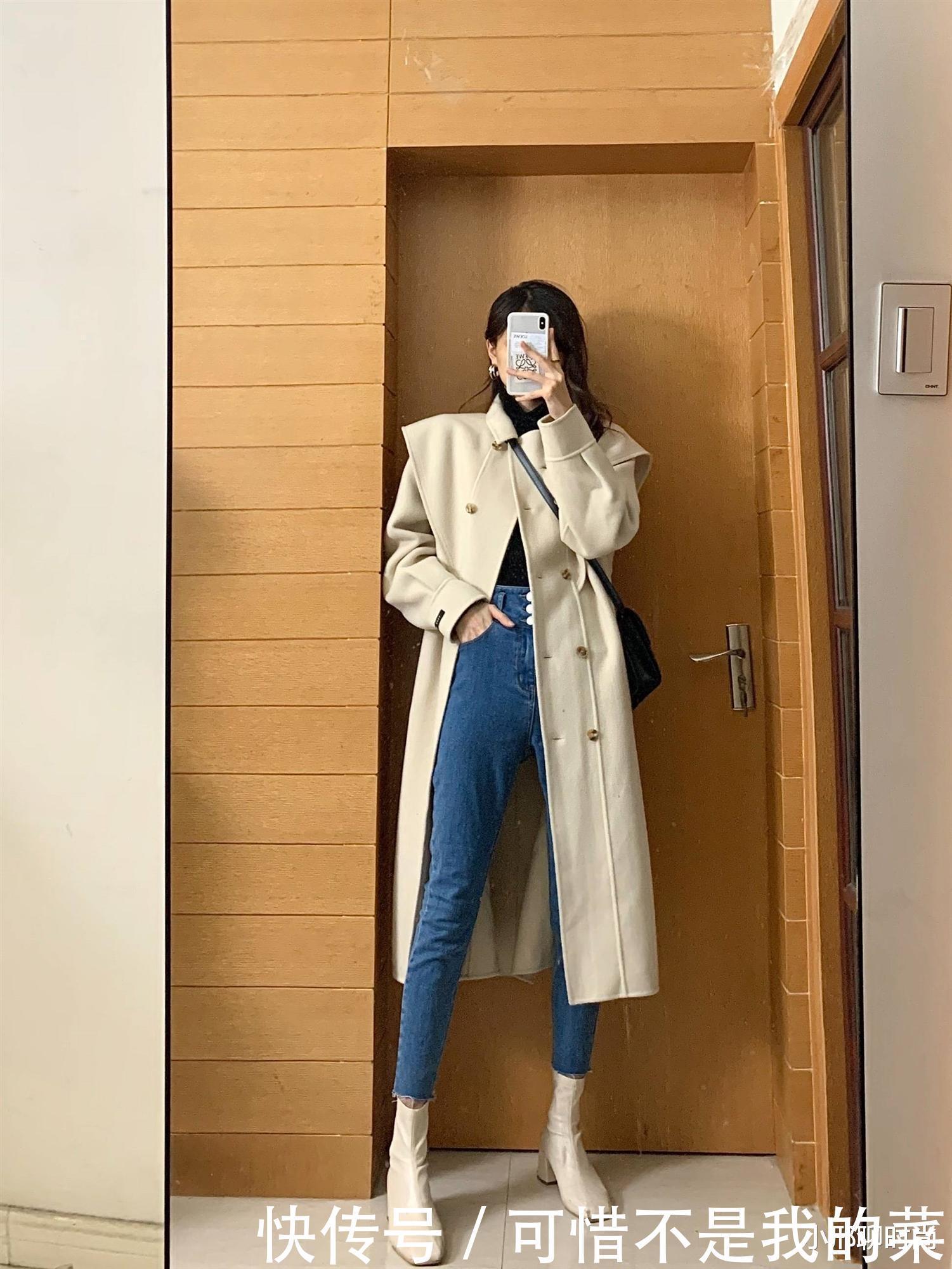 十足|秋冬的到来,快来看看白色大衣的N种搭配方法,尽显女神范十足