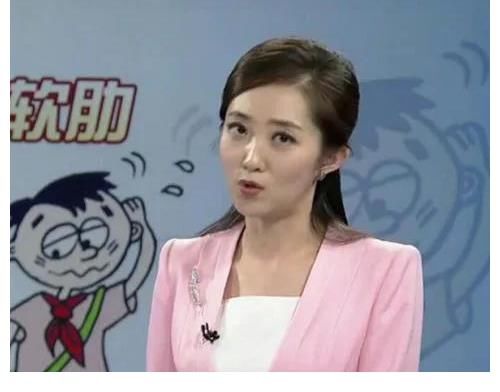 从上海电视台到央视的主持人周瑜