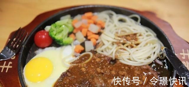 吃牛排，为何要放一颗半生不熟的蛋，不懂赶紧看，免得“出洋相”！