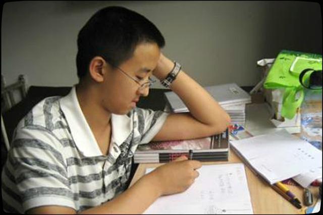 思维模式|当年逼父母北京买房的张炘炀,曾被批自私,如今才知他眼光独到