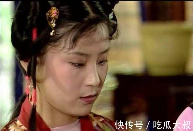 贾环@在《红楼梦》里,彩霞并不是个老实人?