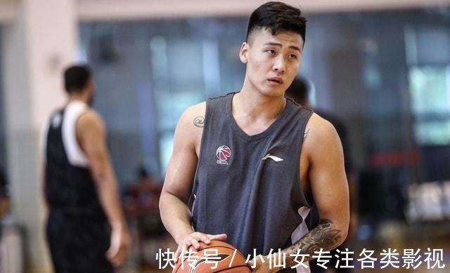 世界杯赛|郭艾伦和赵睿谁更强悍？杜锋直言：赵睿