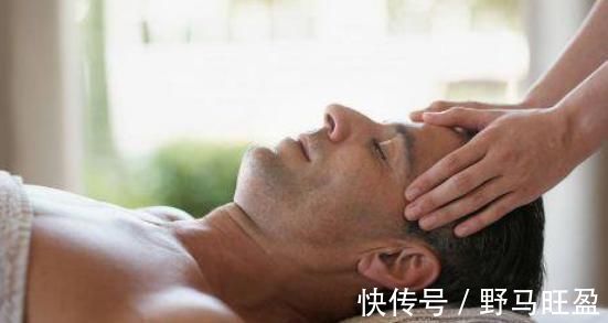 八段锦|床上八段锦,睡觉前做一做,精力旺盛,百病不生!