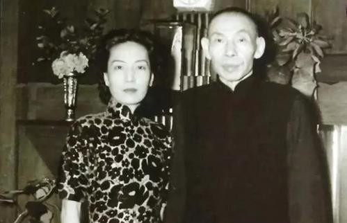 杜月笙|20多岁的杜月笙,为何会拜一个老鸨当干妈?学者:换做是你也要拜