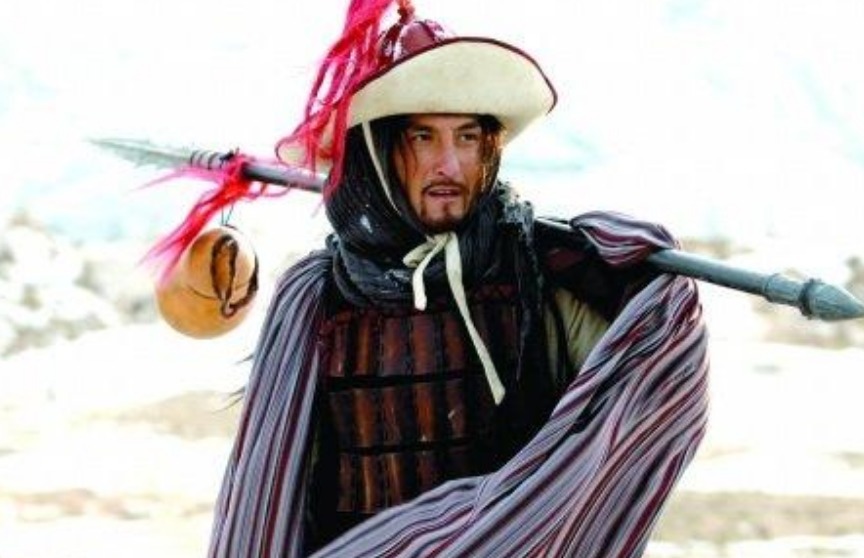 林冲$五一节老板出上联“士要翻身就得干”,想劝人加班,员工下联霸气