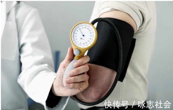 吃降压药|长期吃降压药的人,会有3个后果,4个服药小窍门,记下来不吃亏