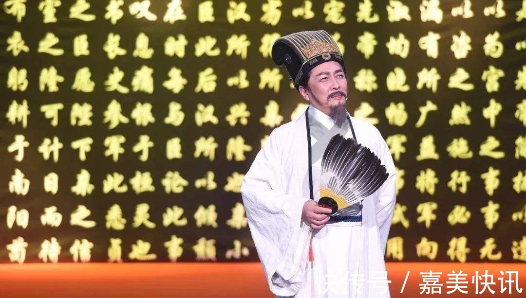 诗作$杜甫20字唐诗没有提到任何人名字，但我们一看就知道写的是谁