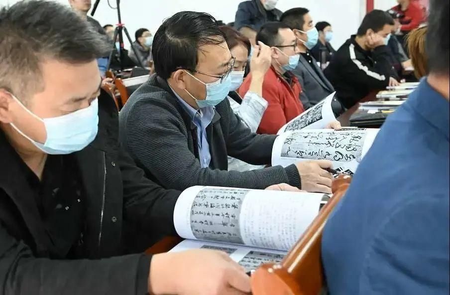 关注|【关注】“新老市民一家亲”系列交流活动在唐山市群众艺术馆新市民俱乐部举行