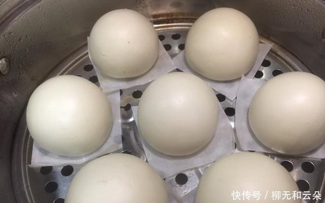 酵母粉|蒸馒头,别只加酵母!学会加“2白”,馒头凉了也不硬,又白又香