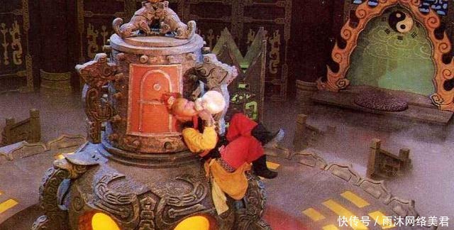 法力高强的太上老君,为啥仅被悟空撞了一下,就倒地不起?