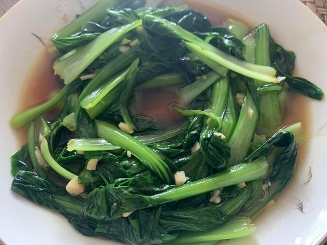 夏天，女人最该吃的食材，3元两斤，补水美白，越吃气色越好！