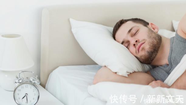 睡眠时间|夜晚睡觉时如有四种表现，表明身体“超级”的健康，看看你有多少