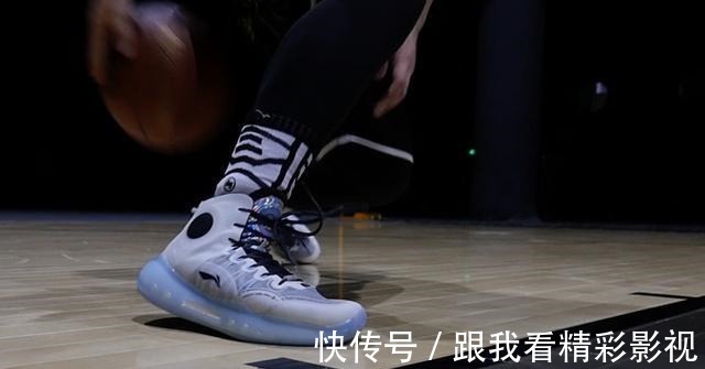 李宁 除了价格没缺点,TOP1的团队旗舰实战鞋驭帅14有多强!