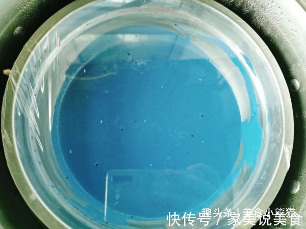 超级好看的星空雪媚娘做法自己在家就能做，软糯香甜，美味点心