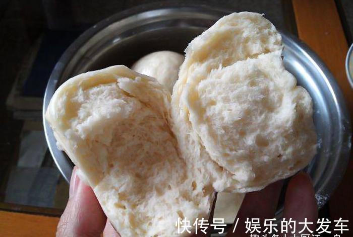 蒸馒头时,1斤面粉该放多少酵母?很多人做错了,难怪馒头不好吃