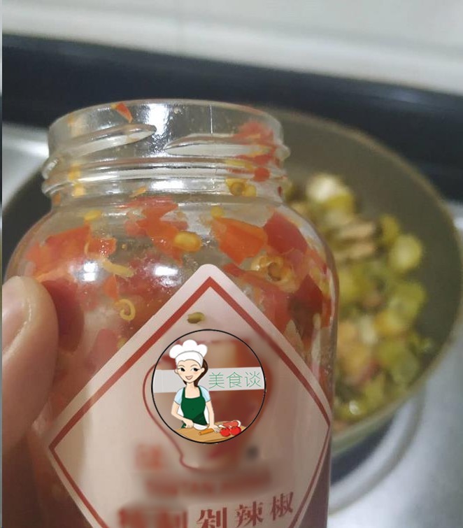 小米辣|五花肉和此菜真是绝配,过年就好这口,炒了一盘,上桌三两下光盘