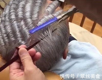 发型 大爷做个贝多芬同款发型,结果评论区全都跑偏,如来有人模仿你!