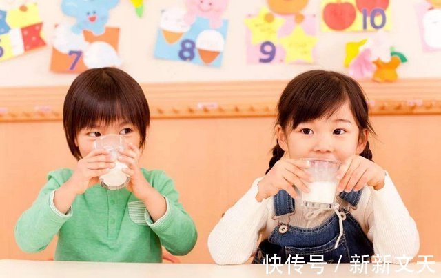 钙质|中国人钙摄入量不足欧美一半,“学生奶”真能强壮孩子吗?
