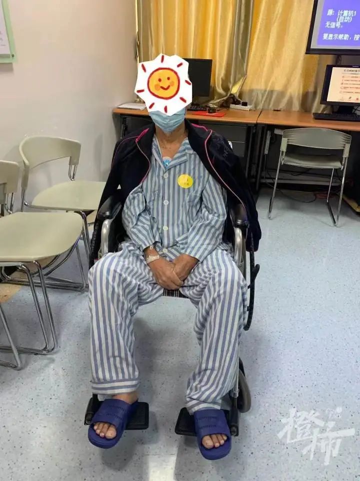 老陈|一次感冒，67岁男子心跳骤停！住进了ICU，用上了ECMO