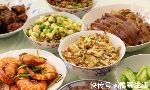 婆婆来家做客,花了半小时就做完,成本才20元,吃的她满心欢喜