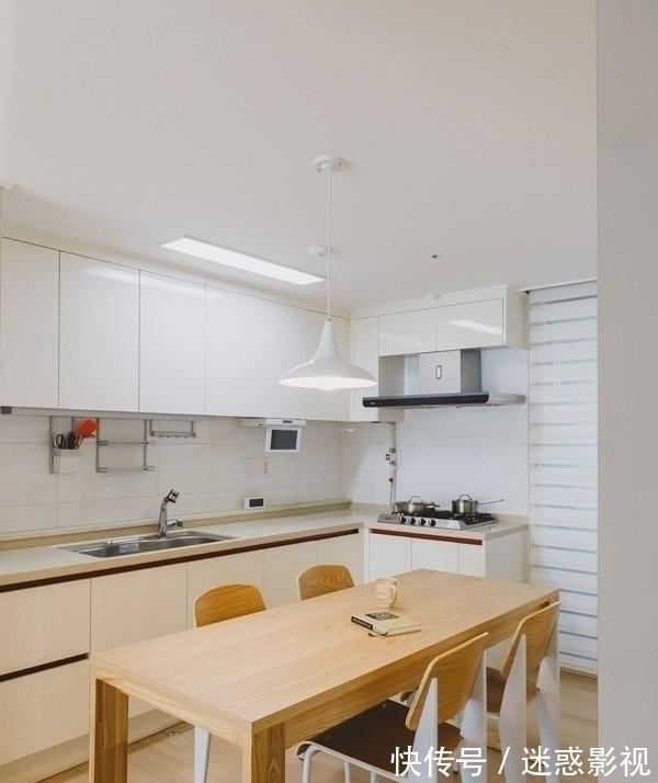 嵌入式|这是我见过最会收纳的家,80㎡实现全空间储物,日子过得清爽干净